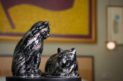 HydroGraphics Pet Urn "Neko" | Mixed Gray | Ceramic - Pulvis Art Urns