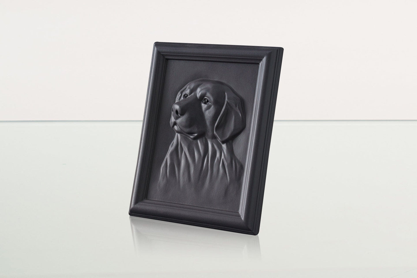 
                  
                    Pulvis Art Urns Pet Urn Labrador Pet Urn for Ashes - Dark Matte | Ceramic | Handmade Pet Urn
                  
                