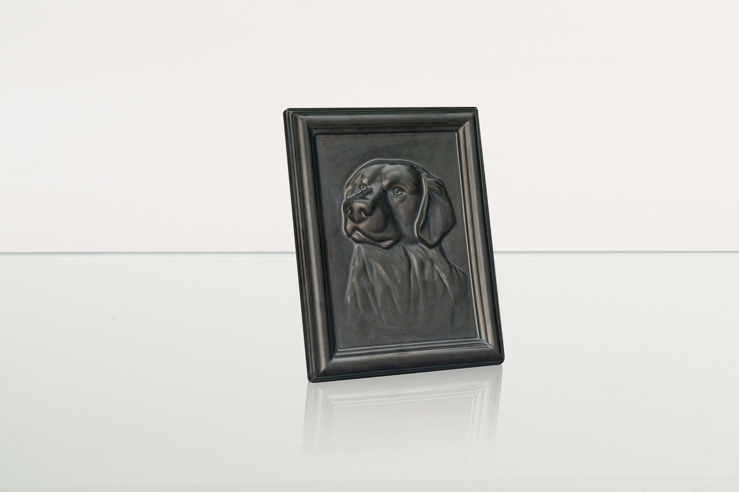 
                  
                    Pulvis Art Urns Pet Urn Labrador Pet Urn for Ashes - Dark Matte | Ceramic | Handmade Pet Urn
                  
                