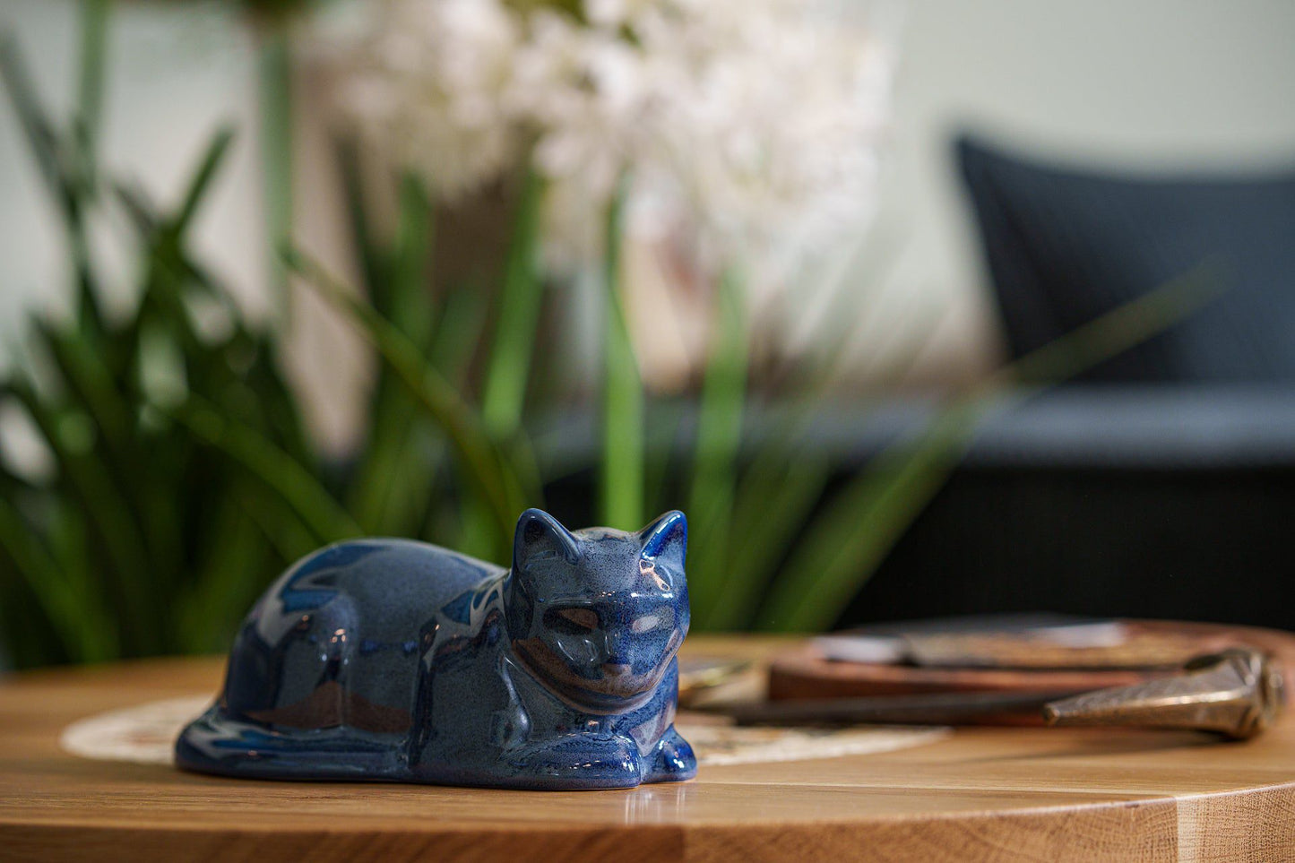 
                  
                    Pulvis Art Urns Pet Urn Mini Laying Cat Cremation Urn - Blue Melange  | Ceramic
                  
                