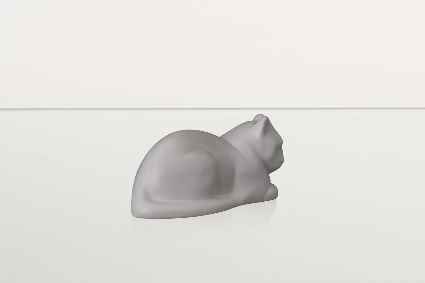 
                  
                    Pulvis Art Urns Pet Urn Mini Laying Cat Cremation Urn - White Matte | Ceramic Pet Urn
                  
                