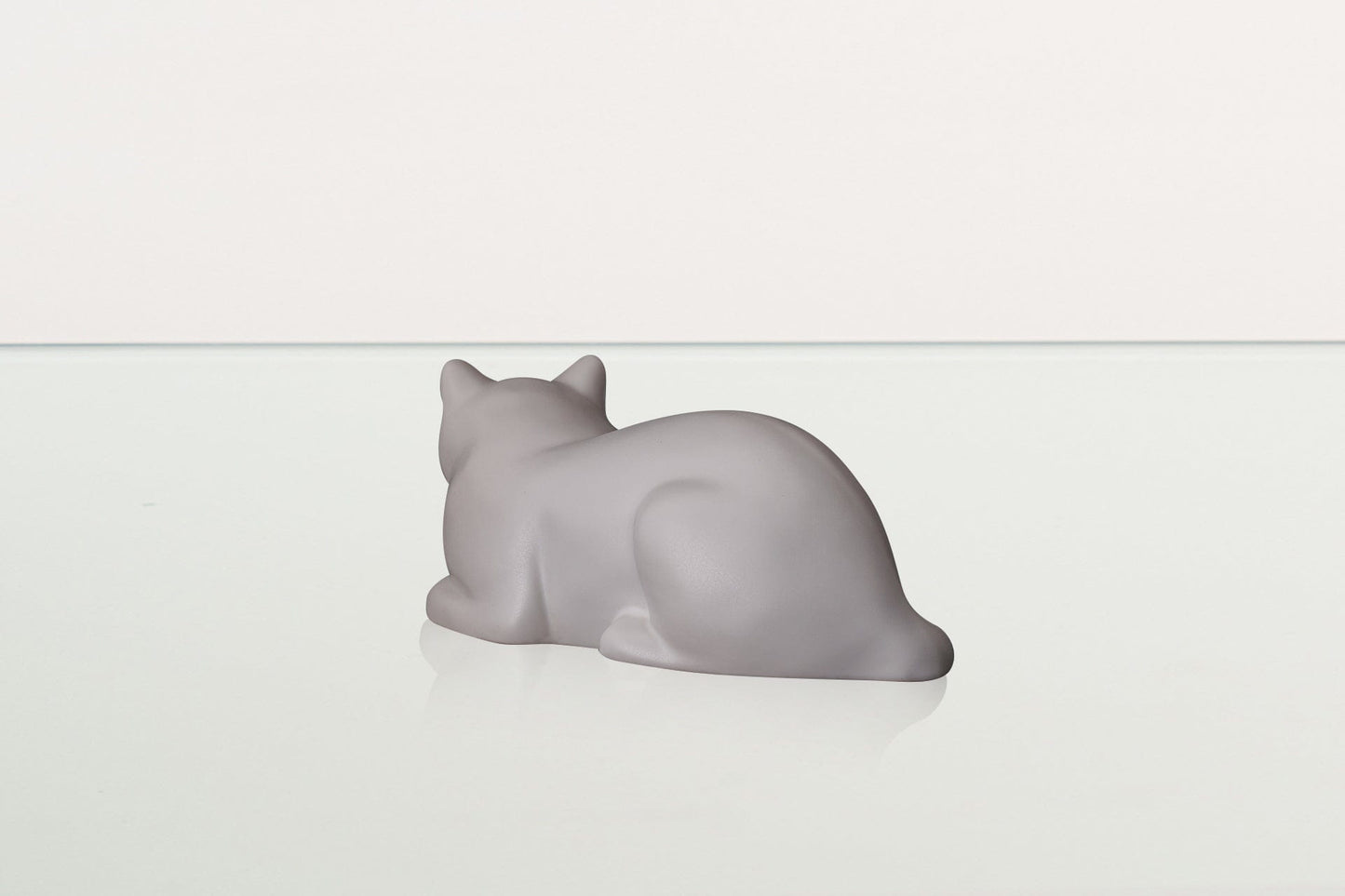 
                  
                    Pulvis Art Urns Pet Urn Mini Laying Cat Cremation Urn - White Matte | Ceramic Pet Urn
                  
                