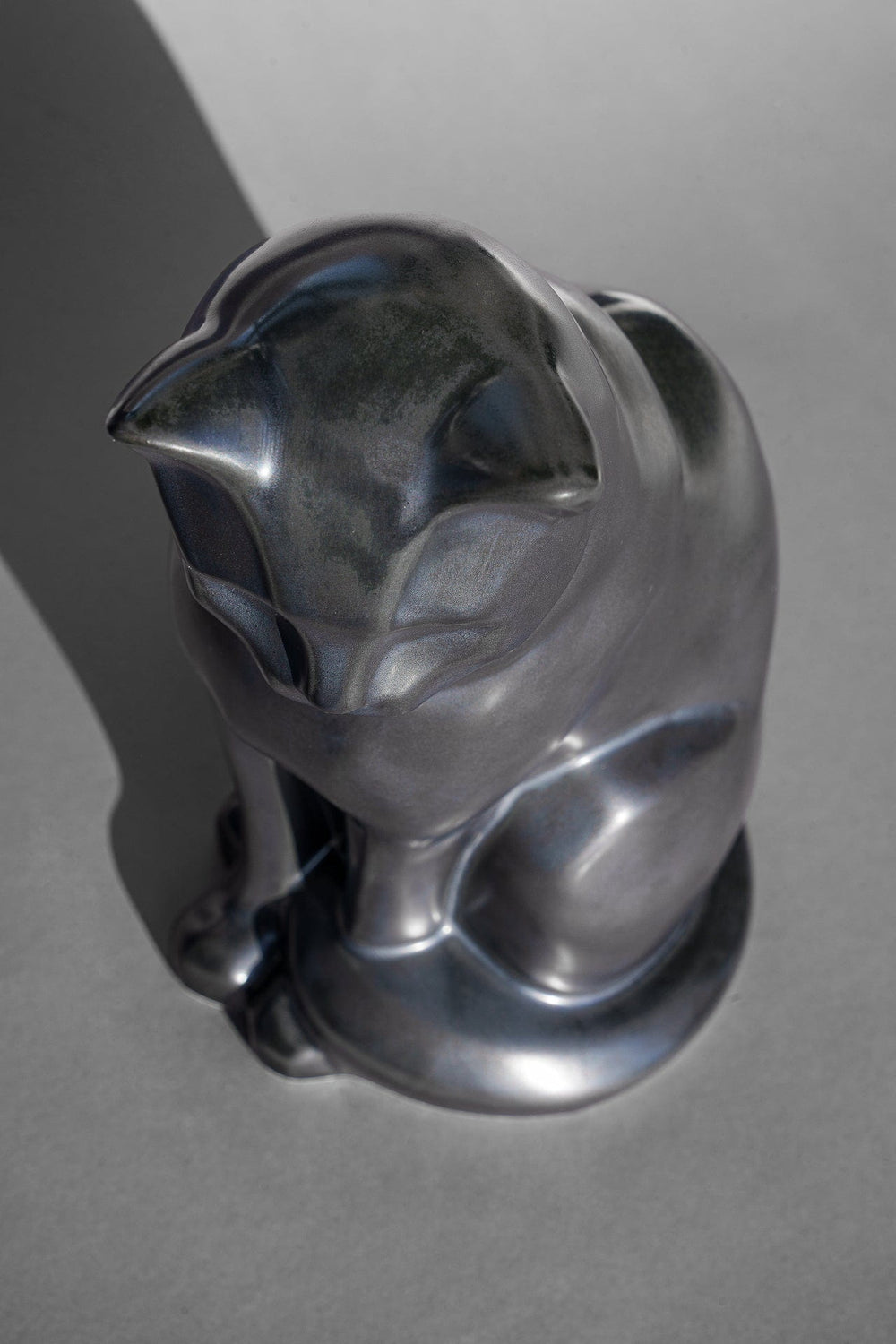 Pulvis Art Urns Pet Urn Mini Pet Urn for Ashes Neko - Dark Matte | Ceramic | Handmade