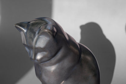 Mini Pet Urn for Ashes Neko - Dark Matte | Ceramic | Handmade Cat Urn - Pulvis Art Urns