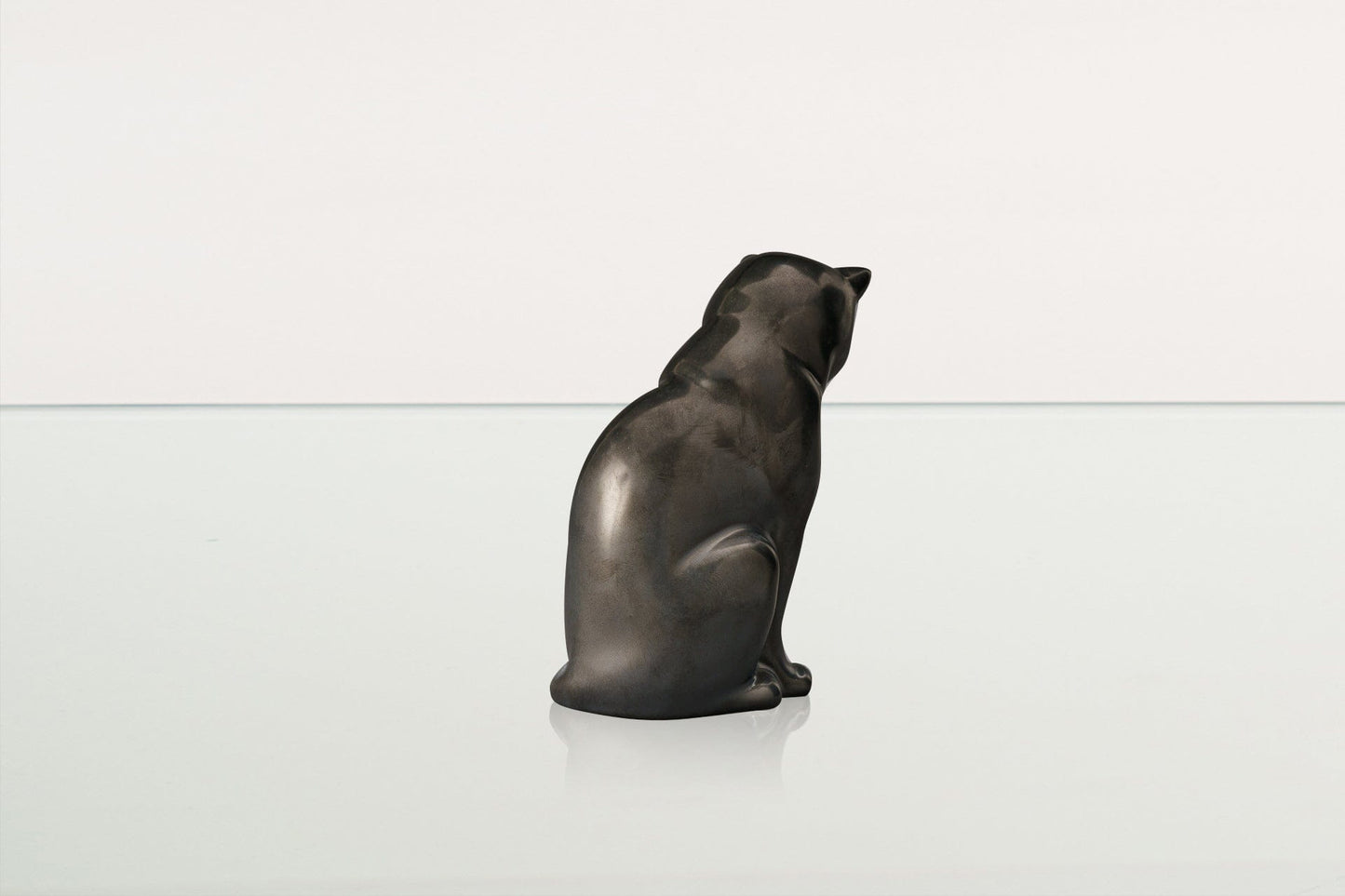 
                  
                    Pulvis Art Urns Pet Urn Mini Pet Urn for Ashes Neko - Dark Matte | Ceramic | Handmade Cat Urn
                  
                