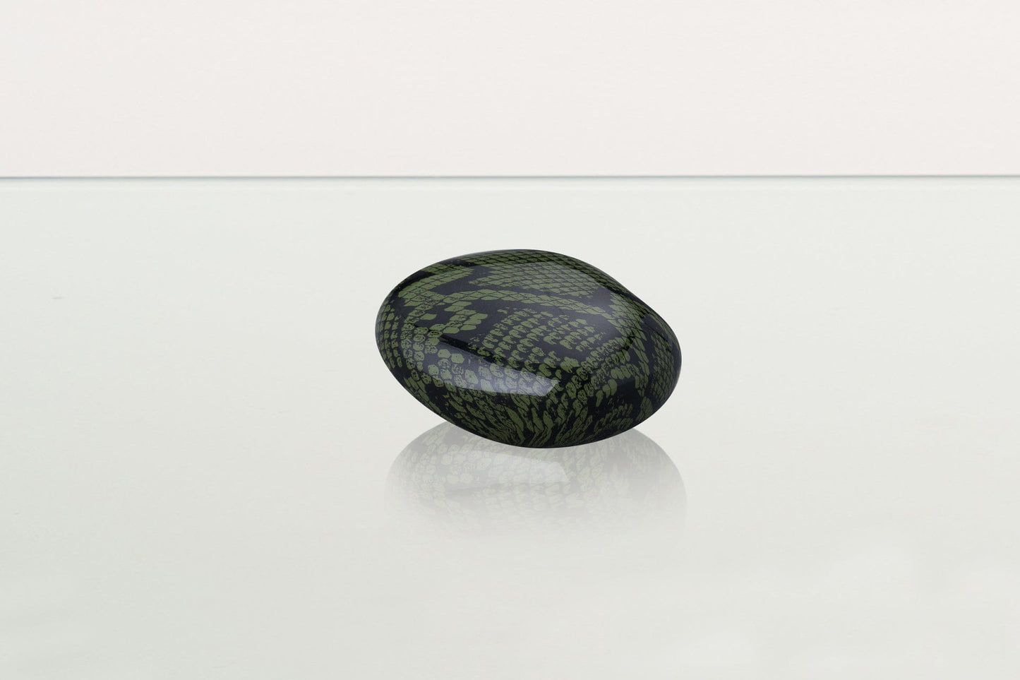 
                  
                    Pulvis Art Urns Pet Urn Mini Reptile Urn - Dark Green | Ceramic | HydroGraphics
                  
                
