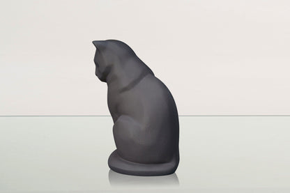 Neko Pet Urn for Ashes - Gray Matte | Ceramic | Handmade Cat Urn - Pulvis Art Urns