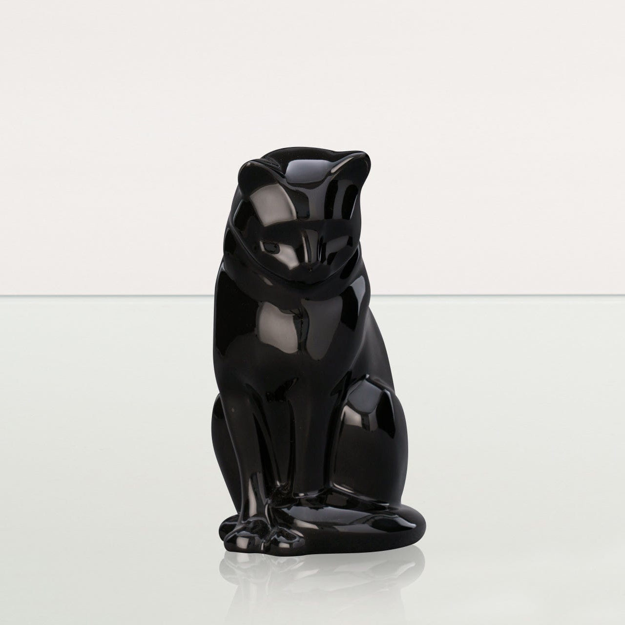 Neko Pet Urn for Ashes - Lamp Black | Ceramic | Handmade Cat Urn - Pulvis Art Urns