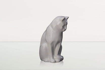 Neko Pet Urn for Ashes - White | Ceramic | Handmade Cat Urn - Pulvis Art Urns