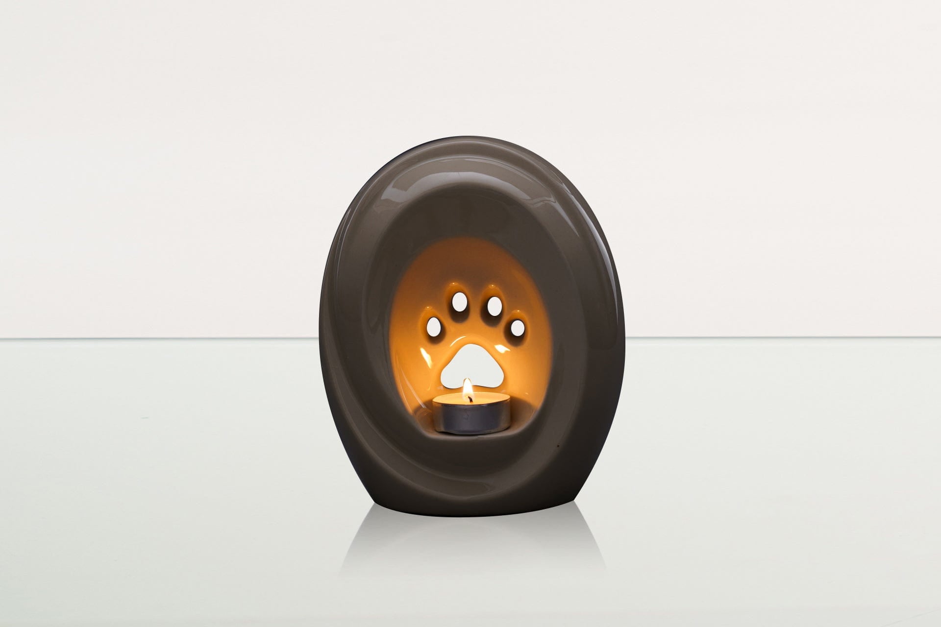 Paw Pet Urn for Ashes - Off-white | Ceramic | Handmade Pet Urn - Pulvis Art Urns