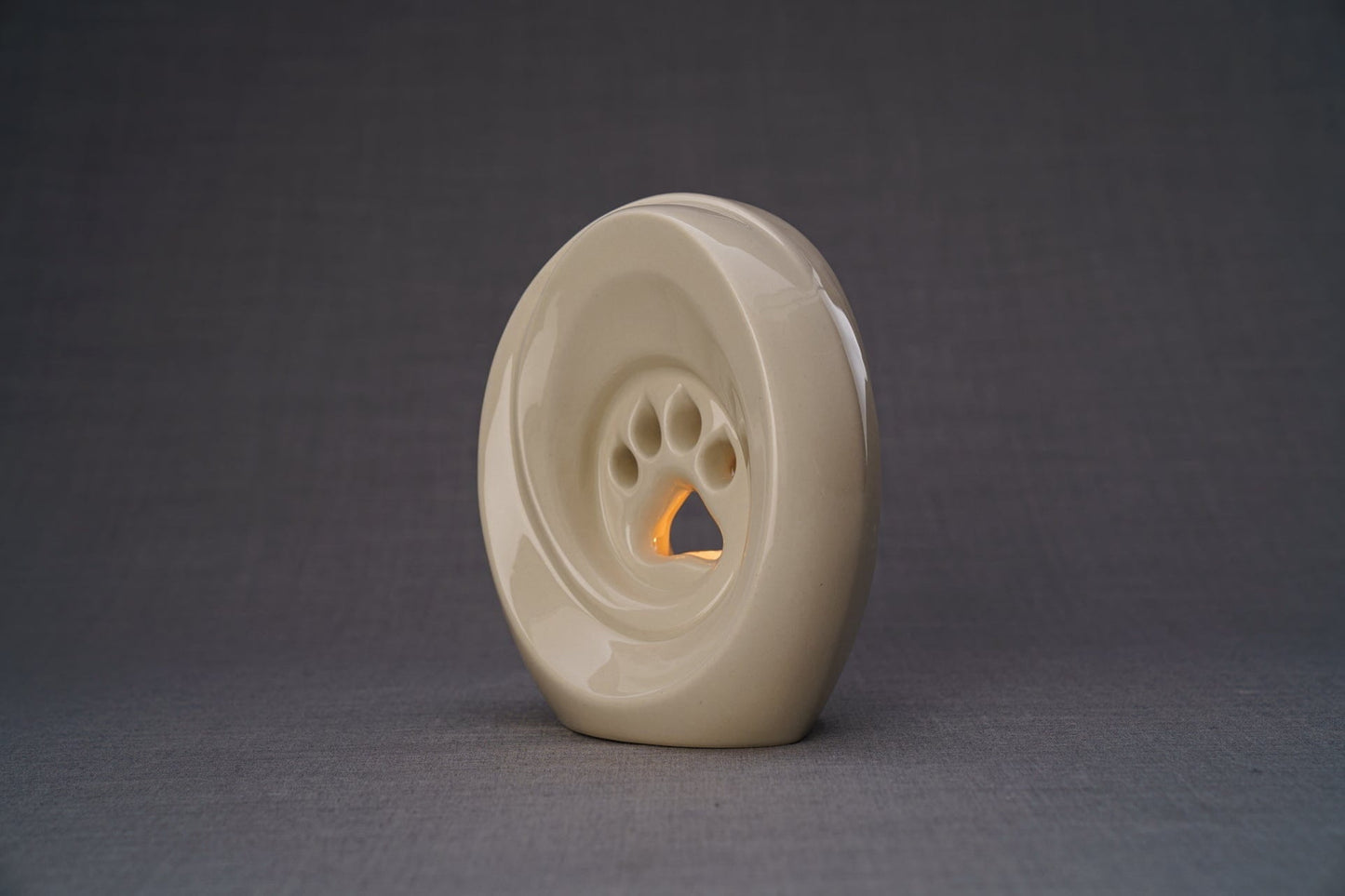 
                  
                    Pulvis Art Urns Pet Urn Paw Pet Urn for Ashes - Transparent | Ceramic | Handmade
                  
                