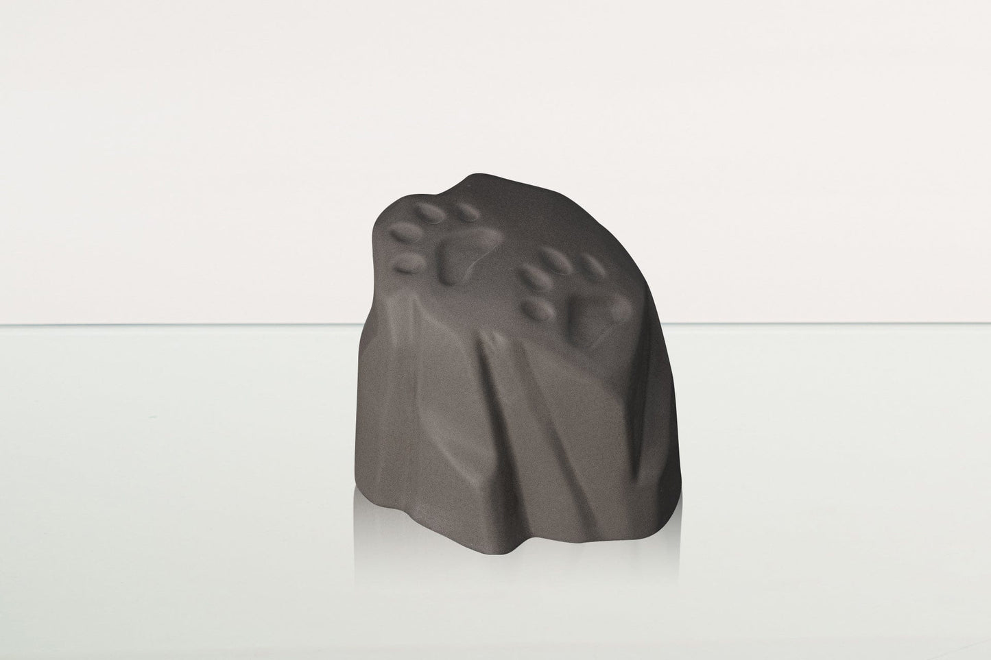 
                  
                    Pulvis Art Urns Pet Urn Paw Print Urn For Pet Ashes - Grey Matte | Ceramic Pet Urn
                  
                