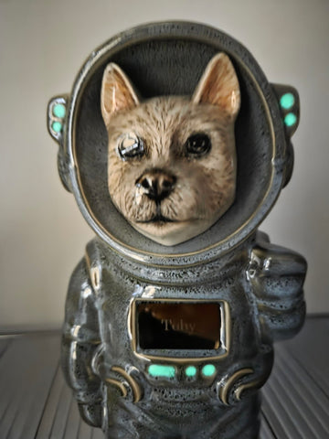 Custom astronaut dog urn with hand-painted pet portrait - Pulvis Art Urns