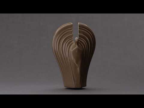 
                  
                    Cargar y reproducir el video en el visor de la galería, Guardian Handmade Cremation Urn for Ashes
                  
                