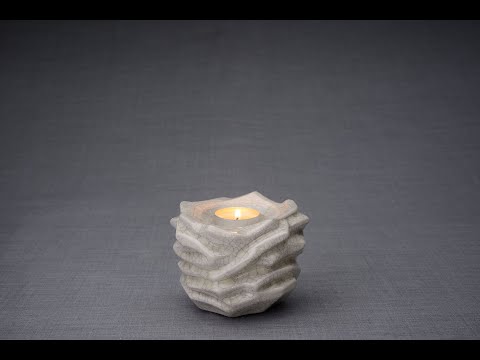 
                  
                    Charger et lire la vidéo dans la visionneuse de la Galerie, The Christ Handmade Keepsake Cremation Urn for Ashes
                  
                