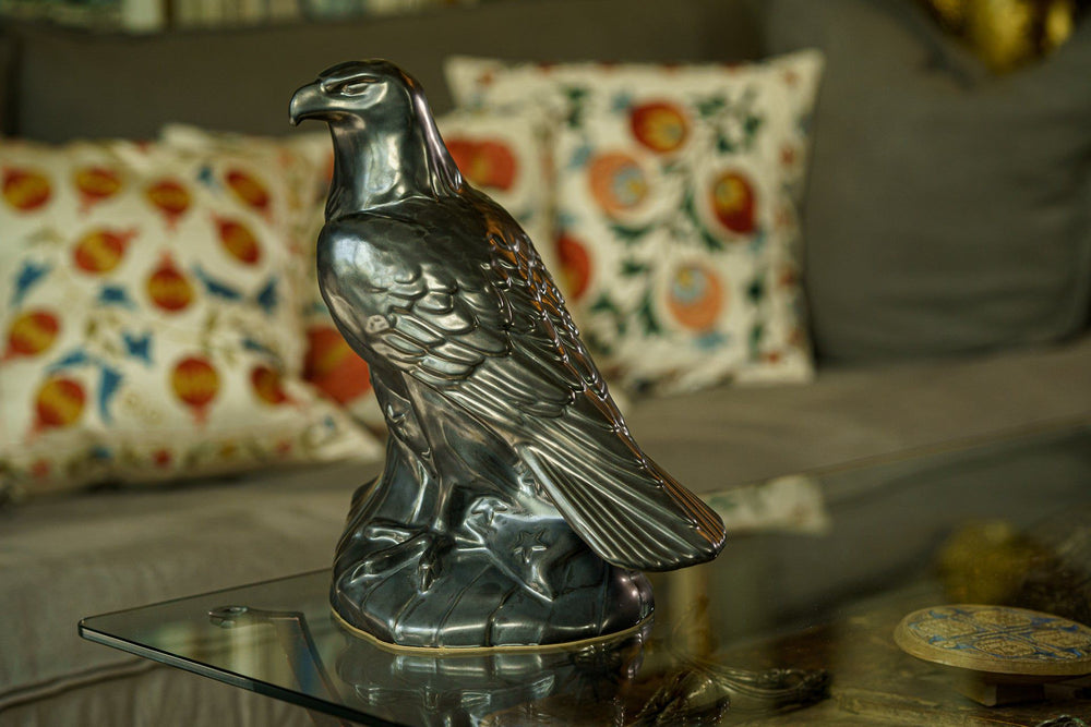 Pulvis Art Urns Adult Size Urn Aquilae Military Memorial For Cremation Ashes  - Large | Dark Matte | Ceramic