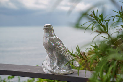 Aquilae Military Memorial For Cremation Ashes - Large | Pearl White | Ceramic Urn - Pulvis Art Urns