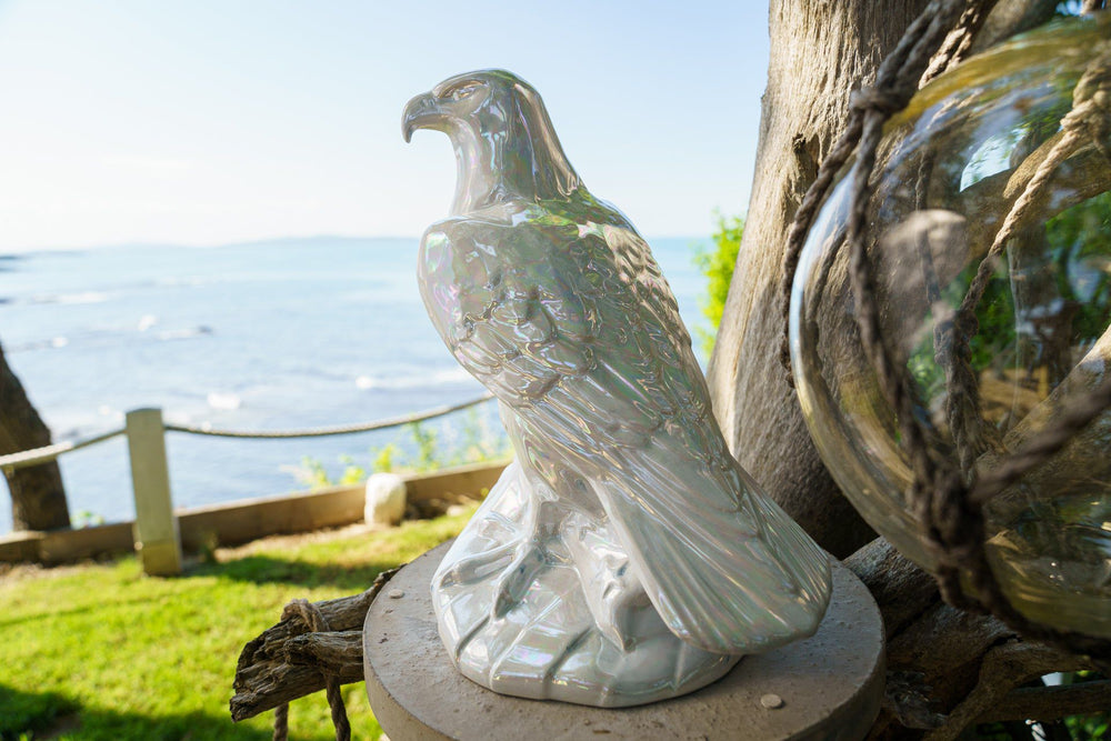 Pulvis Art Urns Adult Size Urn Aquilae Military Memorial For Cremation Ashes  - Large | Pearl White | Ceramic