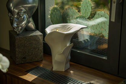Calla Flower Memorial Urn for Ashes - Medium Urn | White Matte - Pulvis Art Urns