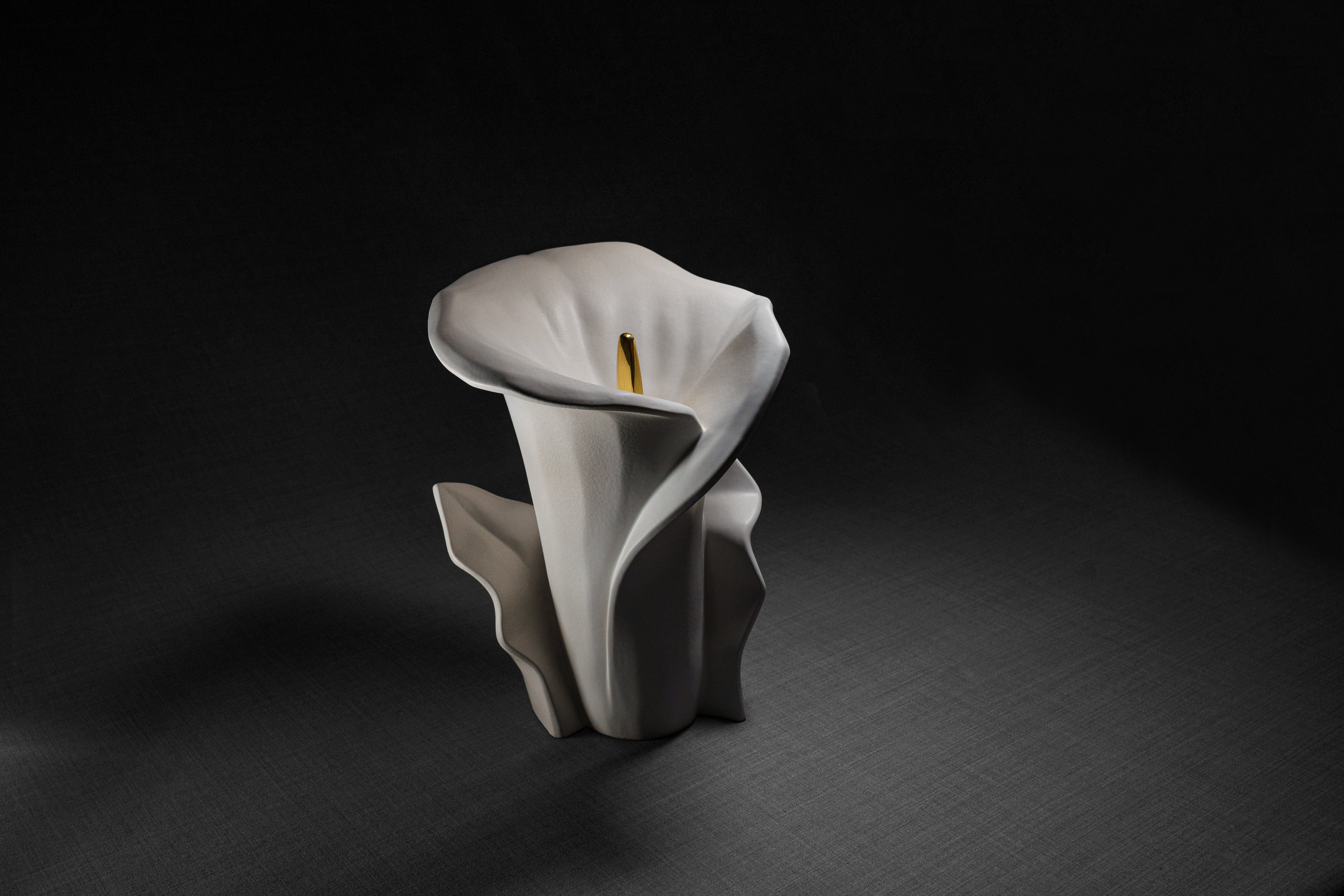 Calla Flower Memorial Urn for Ashes - Medium Urn | White Matte - Pulvis Art Urns