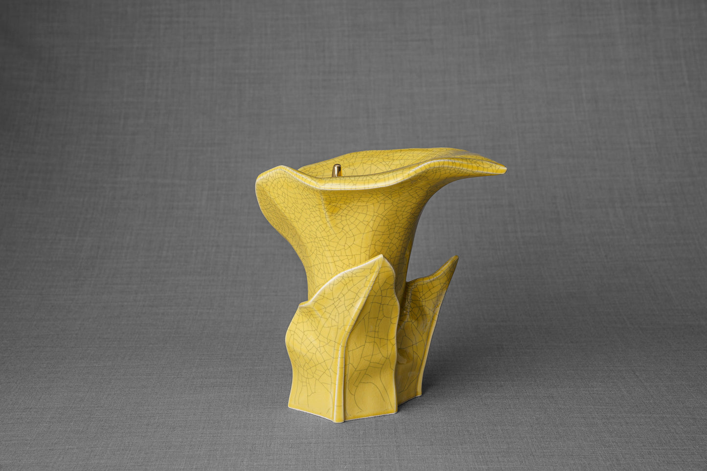 
                  
                    Pulvis Art Urns Adult Size Urn Calla Flower Memorial Urn for Ashes - Medium | Yellow Craquelure
                  
                
