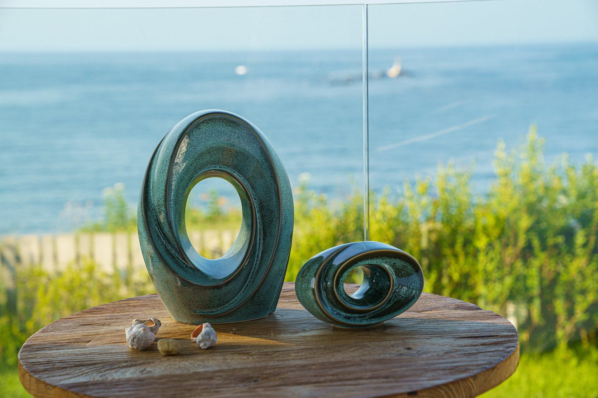 Handmade Cremation Urn for Ashes "The Passage" - Large Urn | Oily Green Melange - Pulvis Art Urns