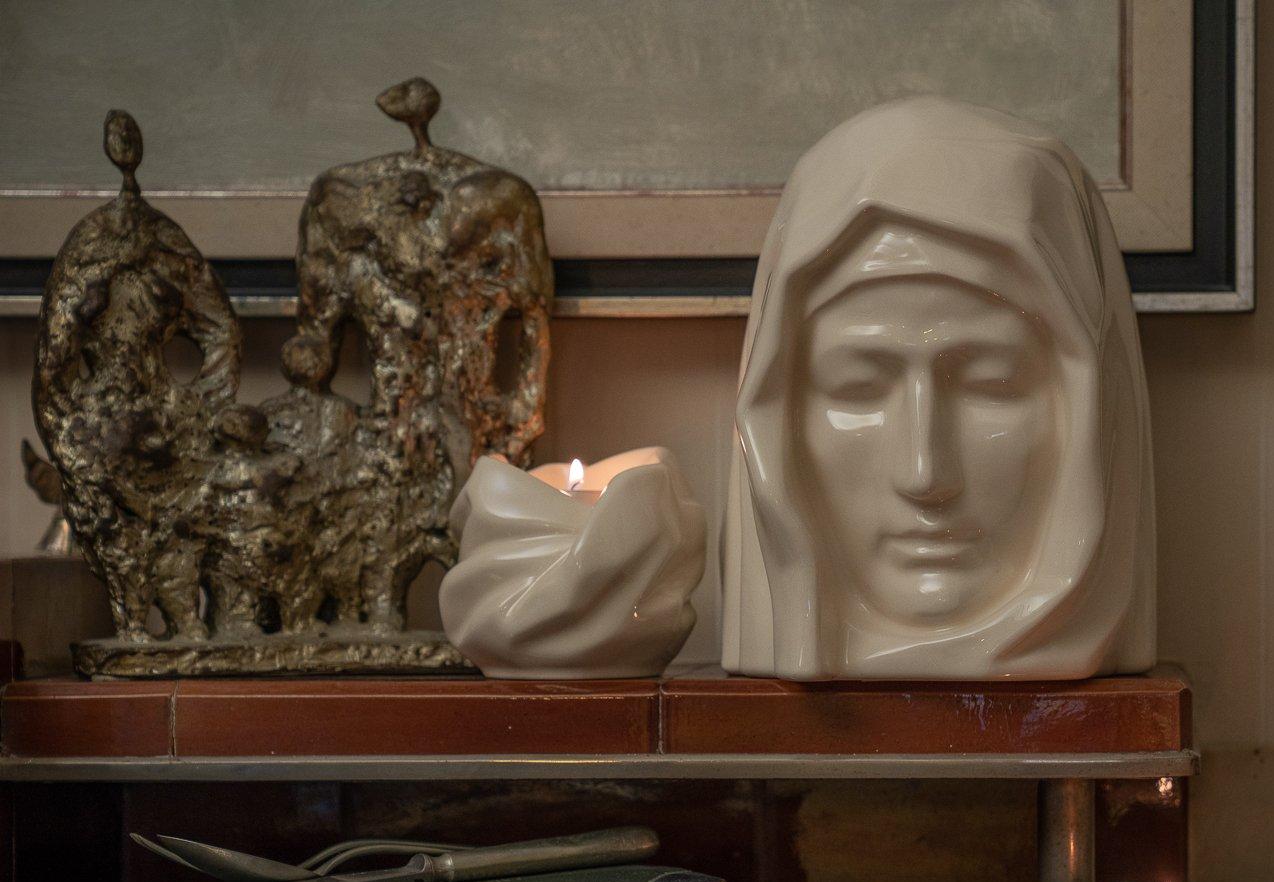 Set of Art Urns for Ashes "The Holy Mother" - (Large urn + Keepsake) - Pulvis Art Urns