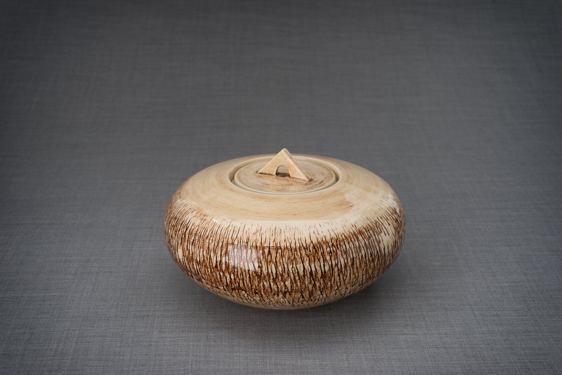 Pottery Wheel Urn for Ashes "Aeon" - Large | Manganese Brown | Ceramic - Pulvis Art Urns