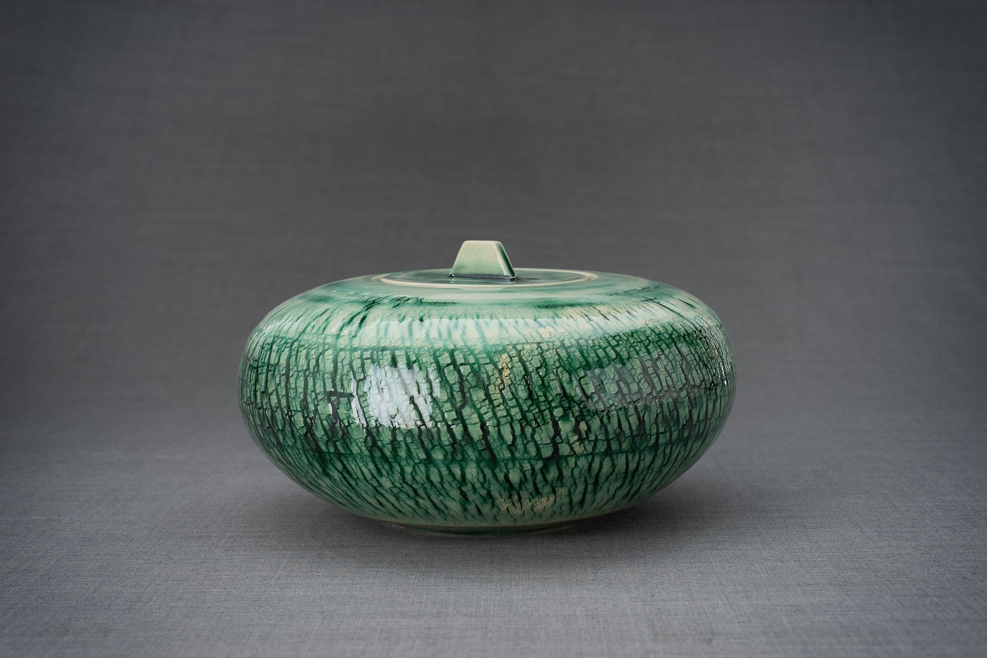 Pottery Wheel Urn for Ashes "Aeon" - Large | Verdigris | Ceramic - Pulvis Art Urns