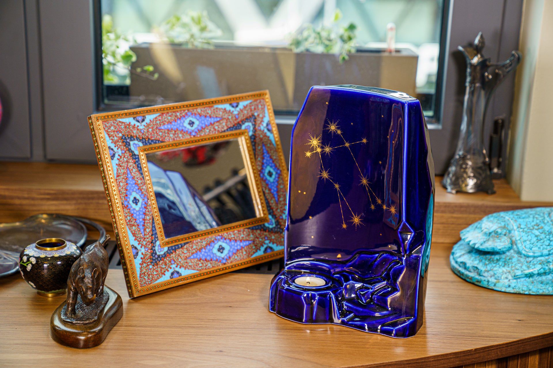 Zodiac Urn for Ashes "Gemini" - Large | Star Sign Urn - Pulvis Art Urns