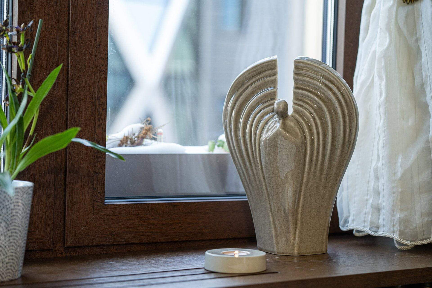 
                  
                    Caleo Handmade Candleholder for Cremation Urns - Cobalt Metallic | Ceramic
                  
                