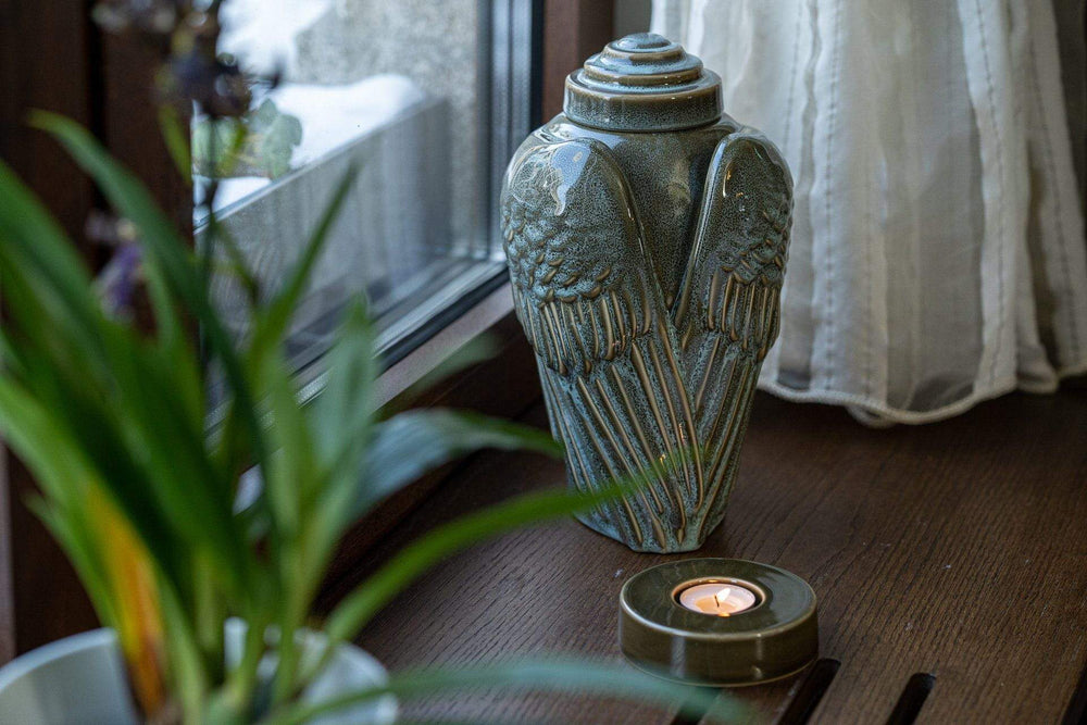 
                  
                    Caleo Handmade Candleholder for Cremation Urns - Lamp Black | Ceramic
                  
                