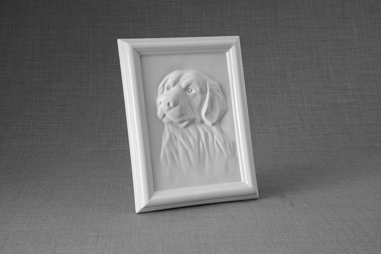 
                  
                    Pulvis Art Urns "Labrador" Portrait Custom Decorated Pet Urn - Handmade | Ceramic
                  
                