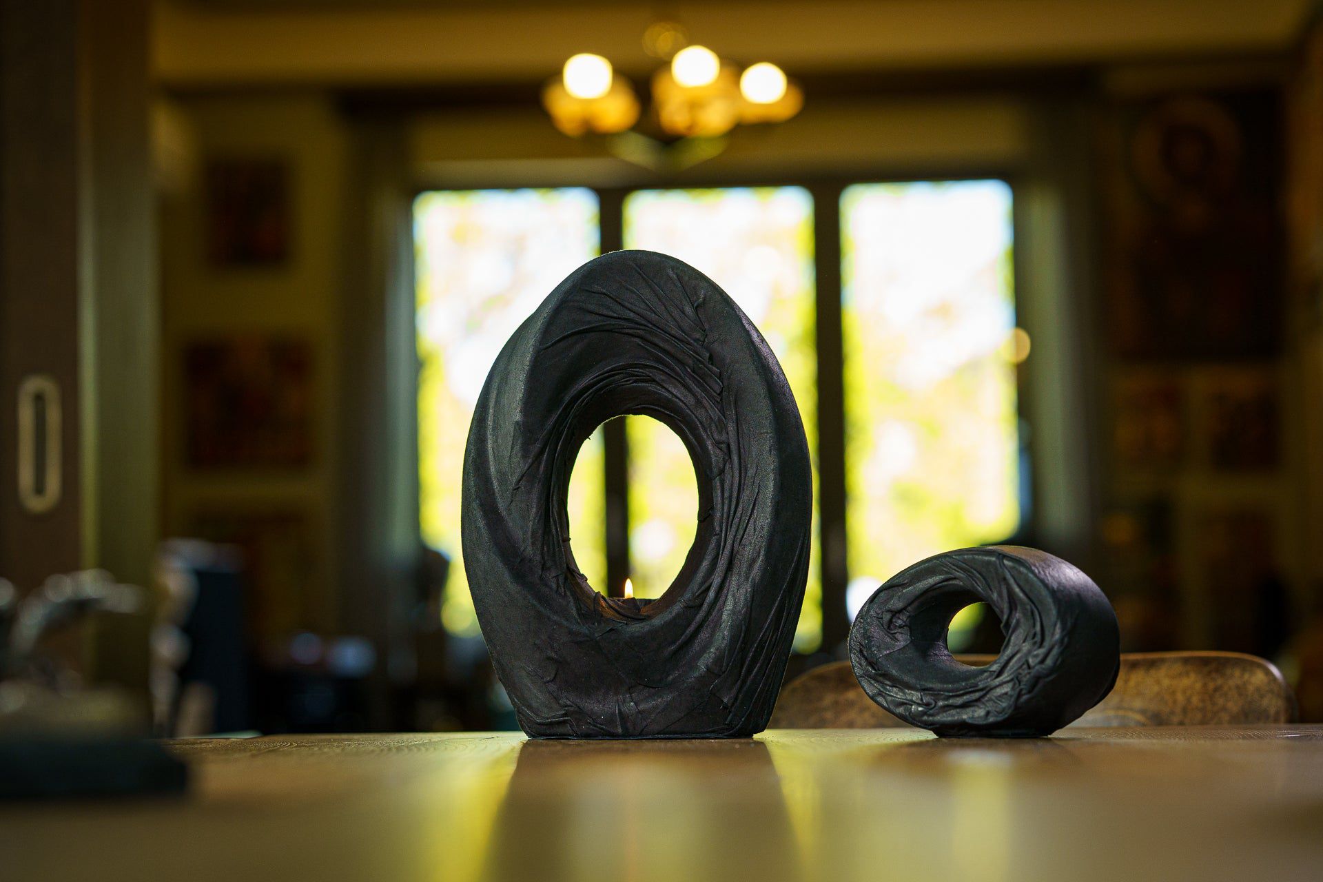 Handmade Cremation Keepsake "The Passage" - Exclusive Leather Edition - Pulvis Art Urns