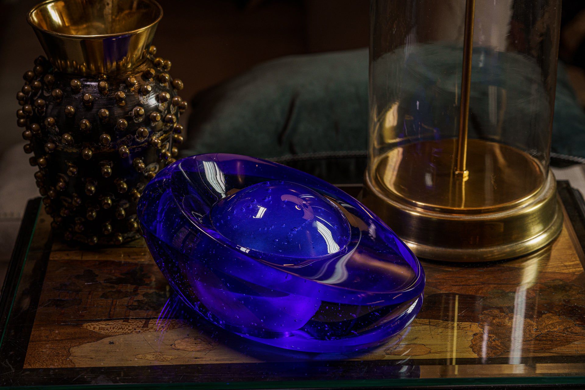 "Heart of the Ocean" Exclusive Molded Glass Urn for Ashes Pulvis Art Urns