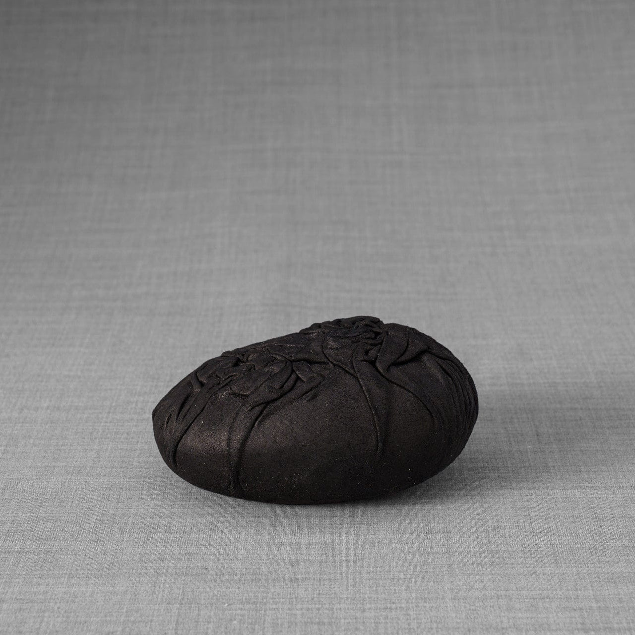 Leather Cremation Keepsake "Stone" - Exclusive Edition - Pulvis Art Urns