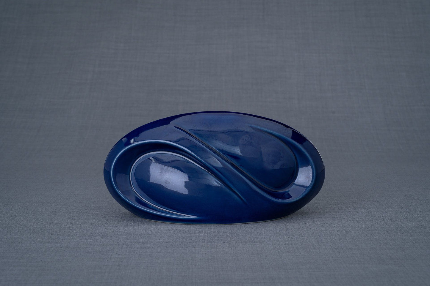 
                  
                    Pulvis Art Urns Keepsake Urn Eternity Handmade Cremation Keepsake Urn - Small | Cobalt Metallic | Ceramic
                  
                