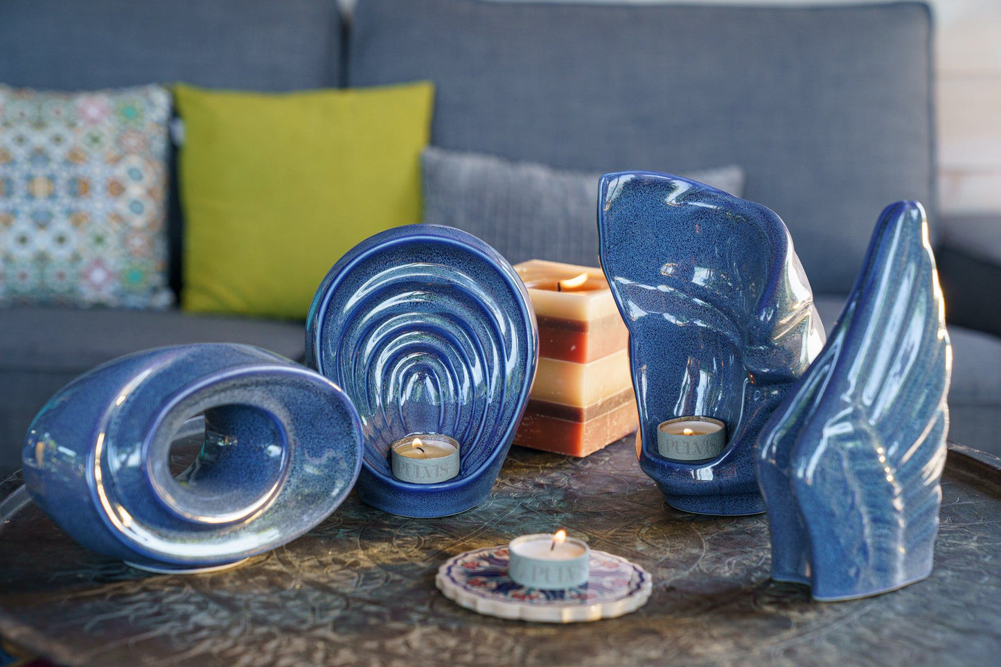 
                  
                    Pulvis Art Urns Keepsake Urn Handmade Cremation Keepsake Urn "Light" - Small | Blue Melange | Ceramic
                  
                