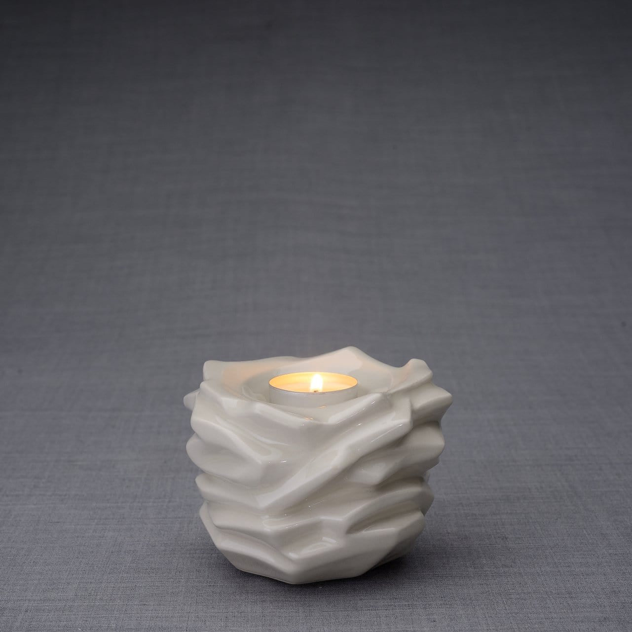 Candleholder Keepsake Urn For Ashes | Off-white | Ceramic Keepsake - Pulvis Art Urns