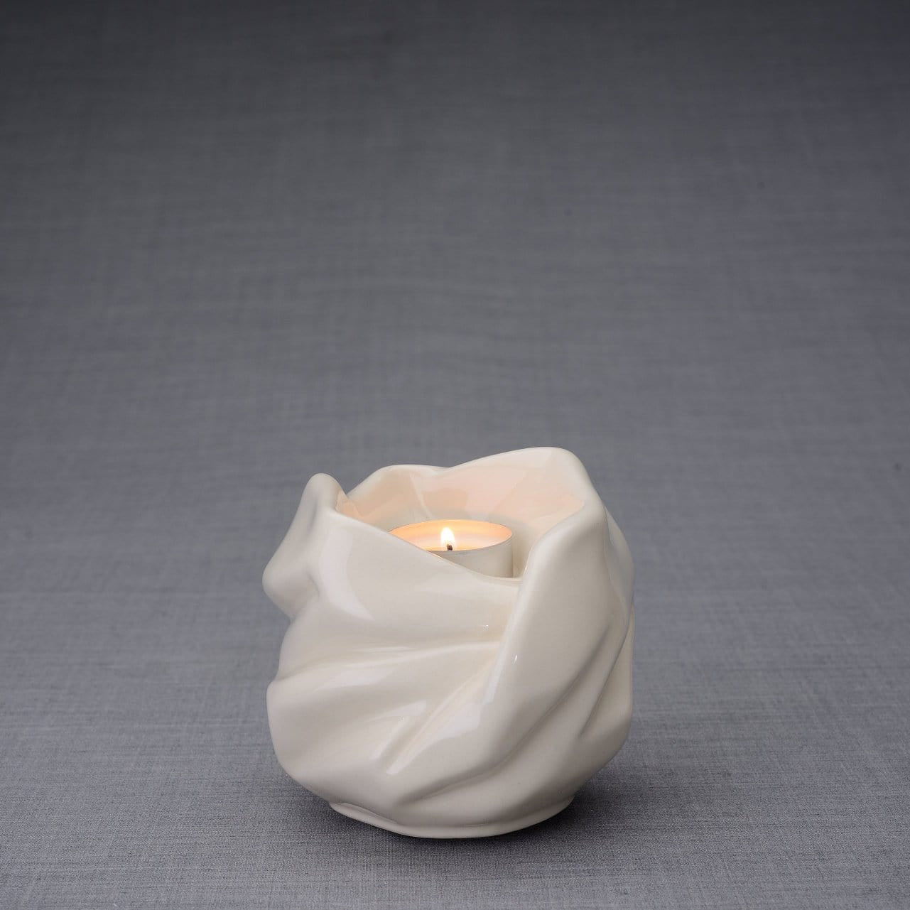 Cremation Keepsake Urn For Ashes With Candle | Off-white | Ceramic Urn - Pulvis Art Urns