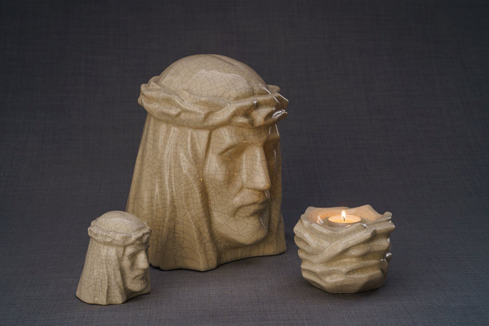 
                  
                    Pulvis Art Urns Keepsake Urn Handmade Mini Keepsake Urn "The Christ" - Light Sand | Ceramic
                  
                