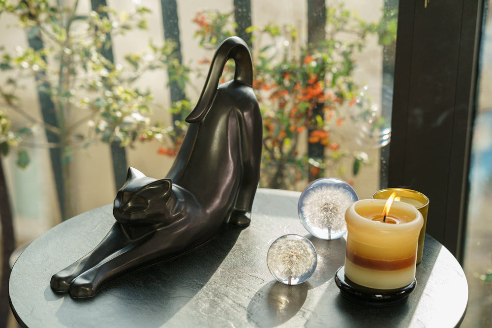 Cat Cremation Urn For Ashes "Grace" - Dark Matte | Ceramic
