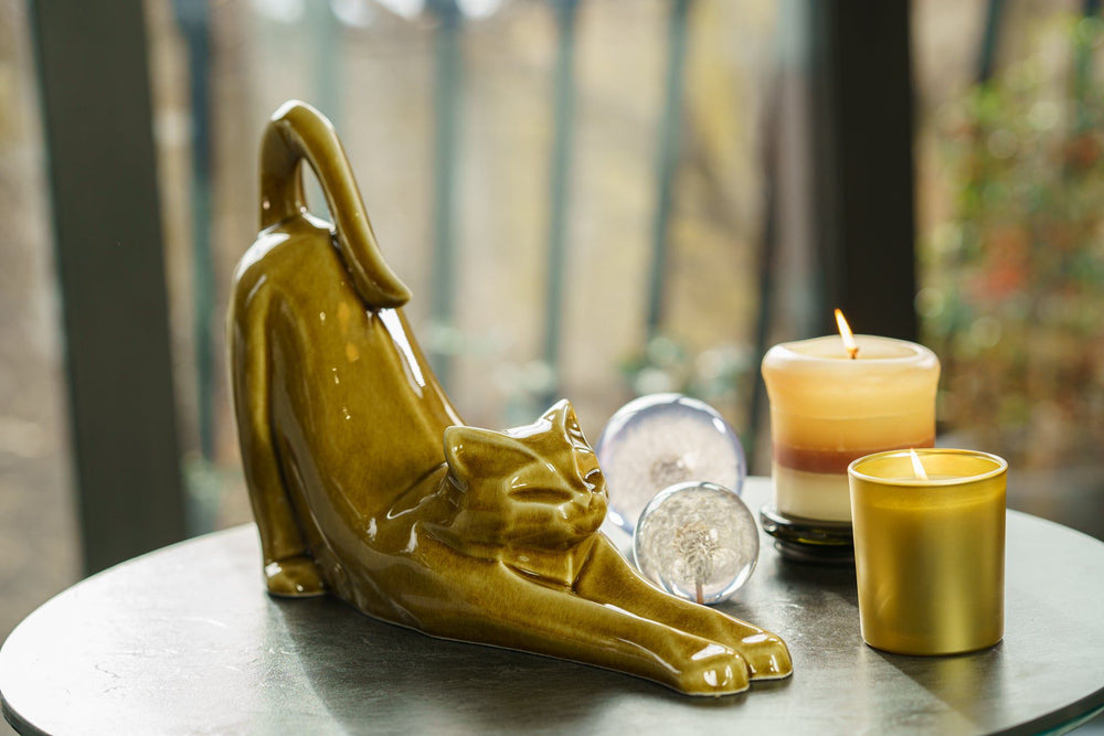 Cat Cremation Urn For Ashes "Grace" - Dark Sand | Ceramic