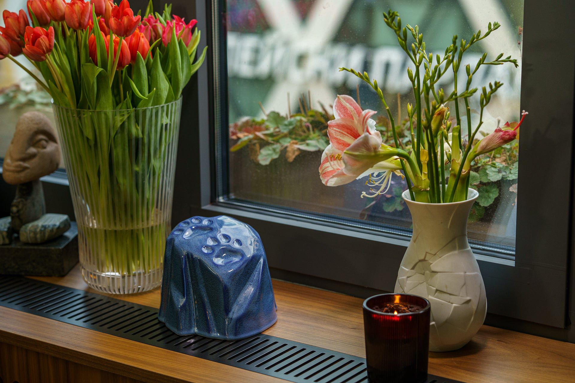 Paw Print Urn For Pet Ashes - Blue Melange | Ceramic Pet Urn - Pulvis Art Urns