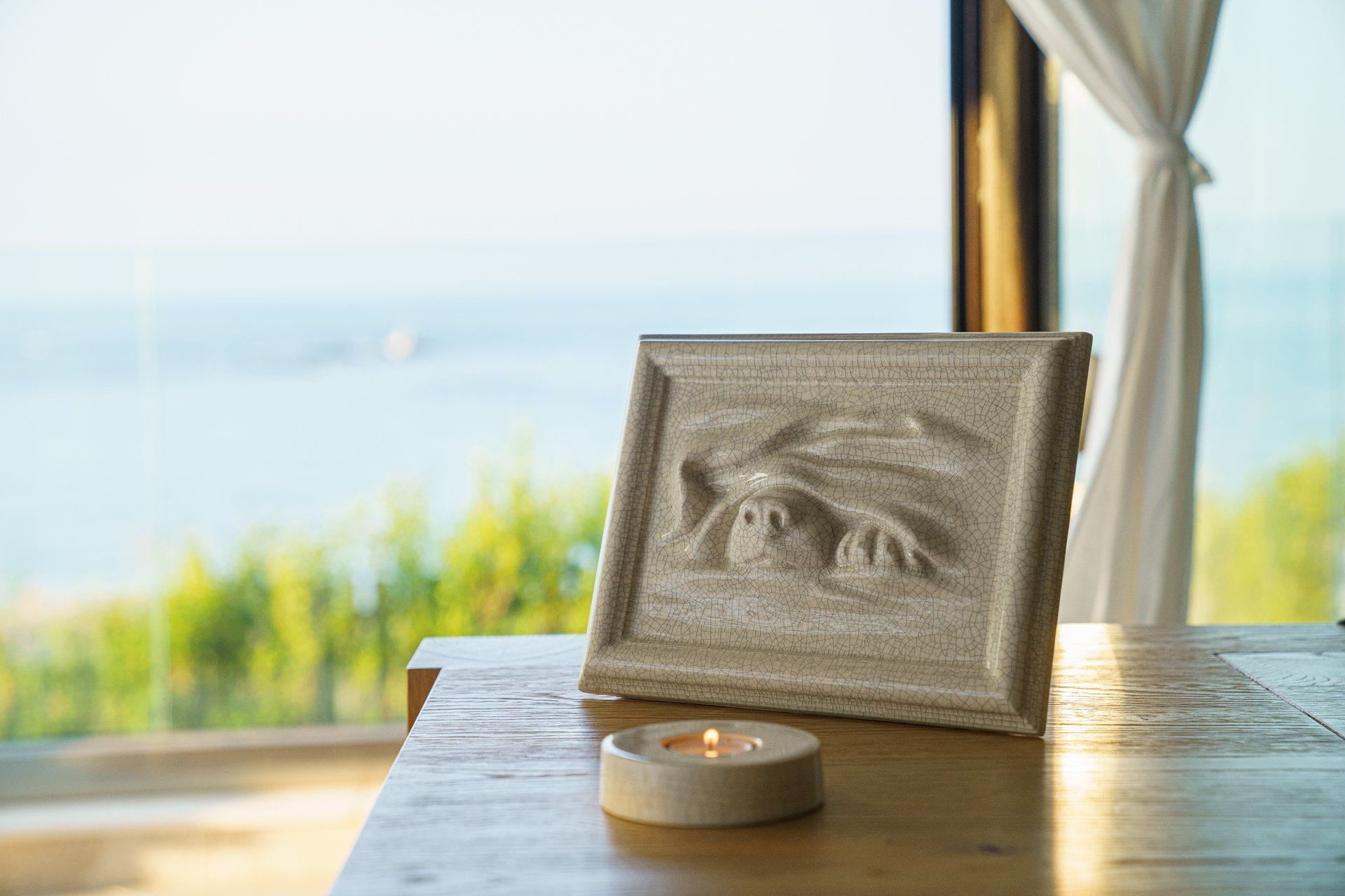 Dog Cremation Urn for Ashes - Craquelure | Ceramic | Handmade Pet Urn - Pulvis Art Urns