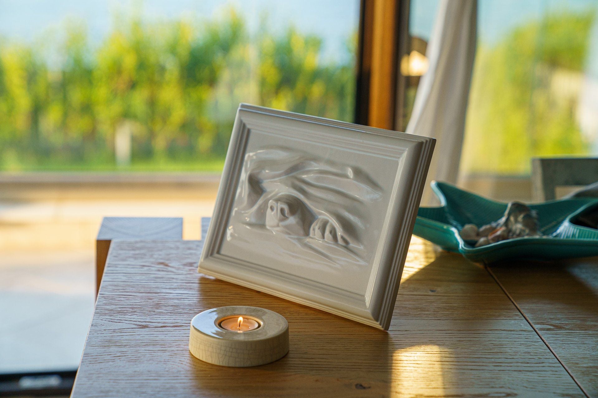 Dog Cremation Urn for Ashes - Off-white | Ceramic | Handmade Pet Urn - Pulvis Art Urns