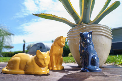 Mini Pet Urn for Ashes Neko - Amber Yellow | Ceramic | Handmade Cat Urn - Pulvis Art Urns