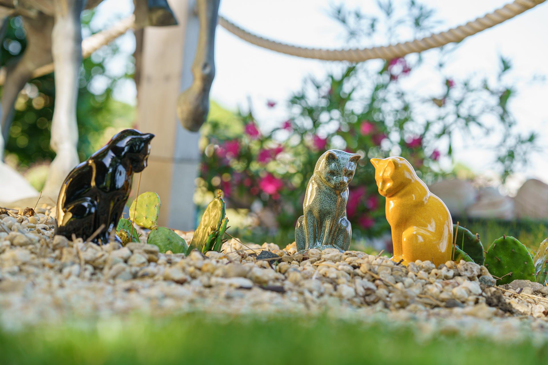 Mini Pet Urn for Ashes Neko - Amber Yellow | Ceramic | Handmade Cat Urn - Pulvis Art Urns