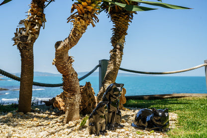 Mini Pet Urn for Ashes Neko - Lamp Black | Handmade | Ceramic Cat Urn - Pulvis Art Urns