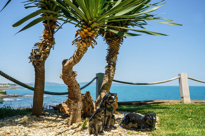 Mini Pet Urn for Ashes Neko - Lamp Black | Handmade | Ceramic Cat Urn - Pulvis Art Urns